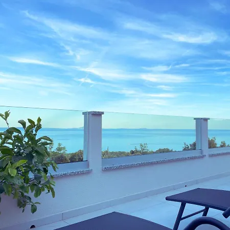 Seagreen Retreat